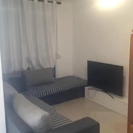 Luxury Rafaelo Resort5 Seafront & Pool View Apartman
